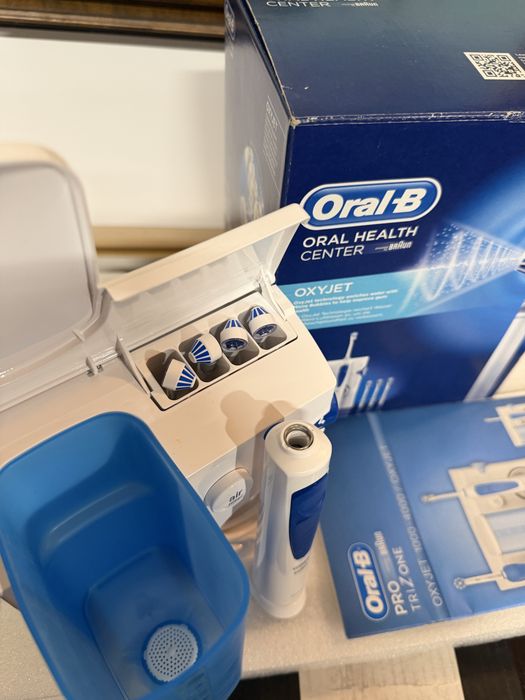 Зъбен душ Oral-B Oral Health Center OxyJet