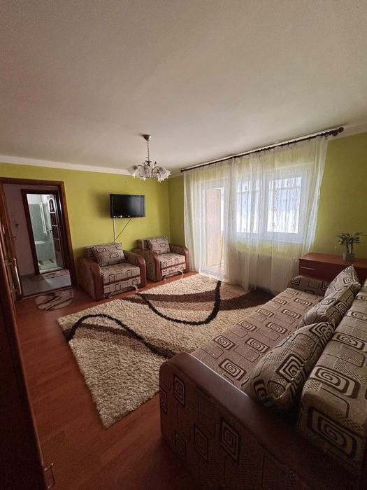 Inchiriez apartament cu 2 camere