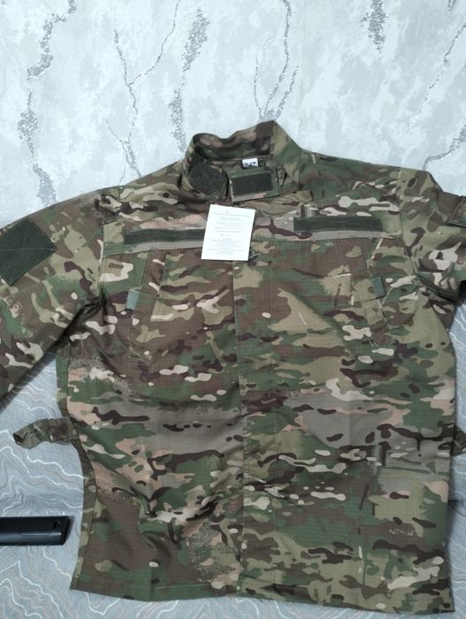 Одежда мультикан и военный обувь