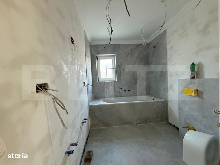 Casa P+1, 230 mp, 600 mp de teren, zona Est