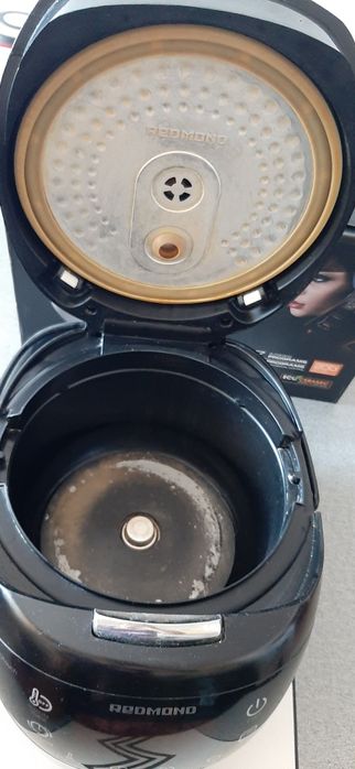 Мультиварка redmond