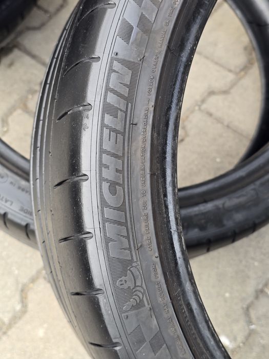 225 40 19 Michelin