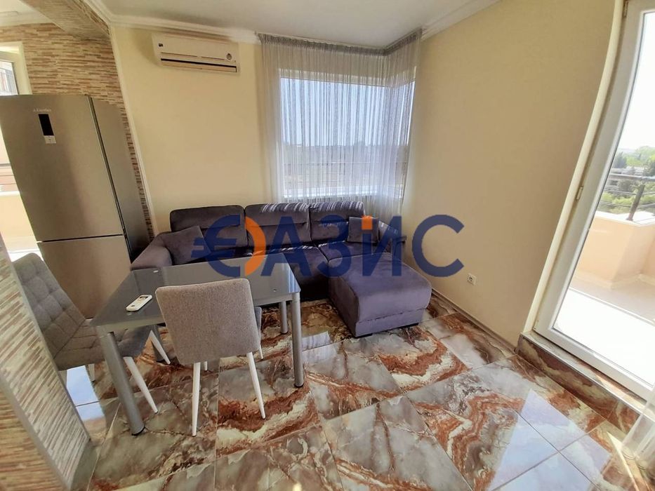 Продава се Двустаен апартамент в к.к. Слънчев бряг - 97 кв.м за 918 €/кв.м - Снимка #4