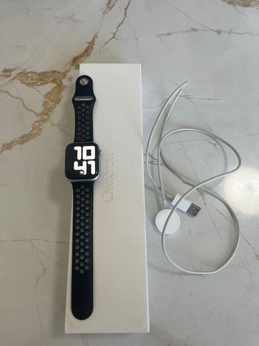 Apple  Watch series 6. 44mm