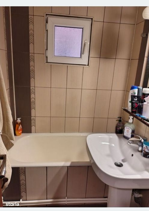Apartament 3camere Craiovita 1/4,cu centrala,mobilat