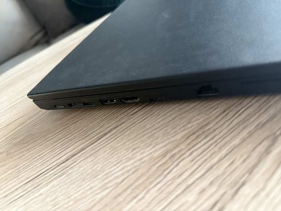 Lenovo ThinkPad i7-8565U / 16GB RAM / Windows 11 Pro – Laptop Business