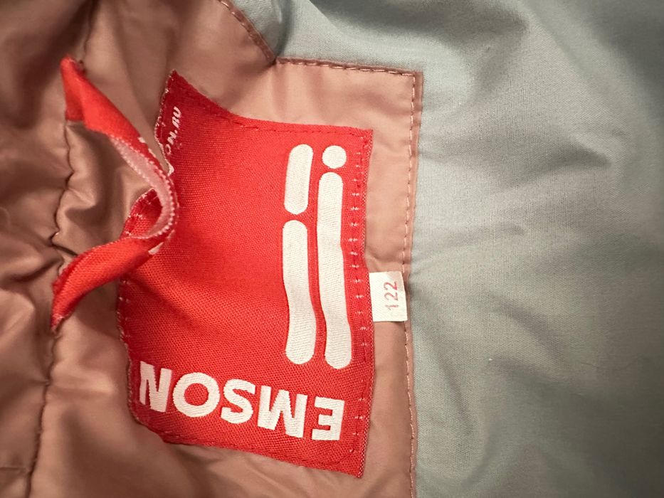 Куртка  б.у Ростовка 122см