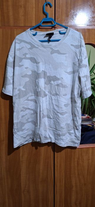 Tricou Military pattern