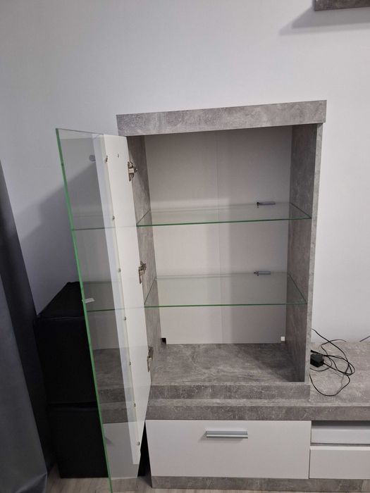 Mobilă de sufragerie+ comodă+  set de măsuțe de cafea