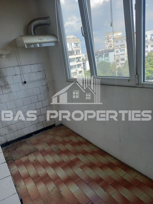 Продава се Двустаен апартамент в София, Надежда 1 - 66 кв.м за 2197 €/кв.м - Снимка #1