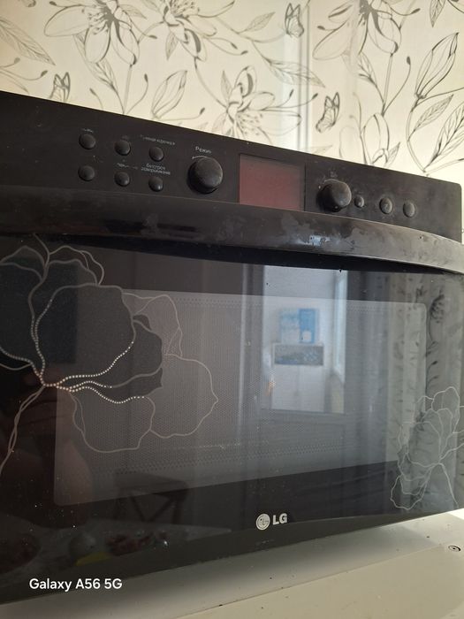 Продам микроволновая печь LG