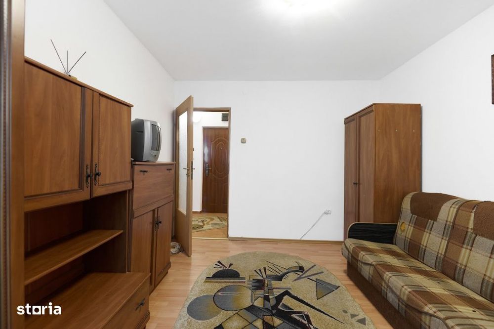 Apartament Doua Camere Decomandat Razboieni