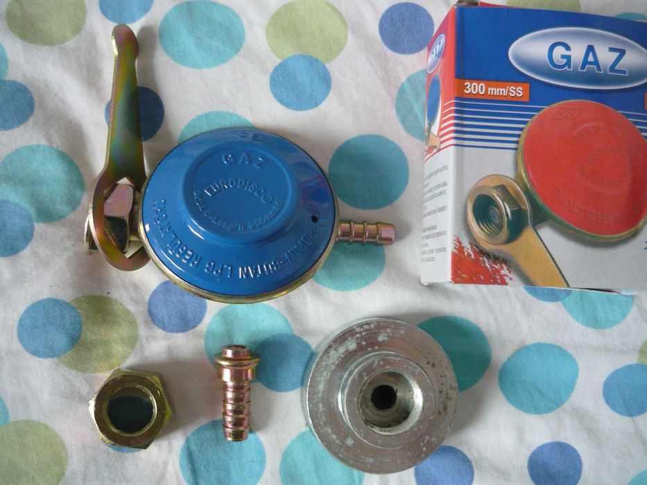 Butelie gaz, cu guler, goală, de Petrom, ca NOUĂ, butelii