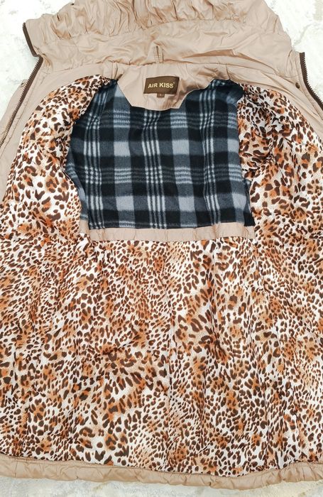 Зимняя куртка сатылады.