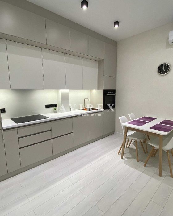 Дава се под наем Двустаен апартамент в Пловдив, Тракия - 60 кв.м за 280.5 € - Снимка #2