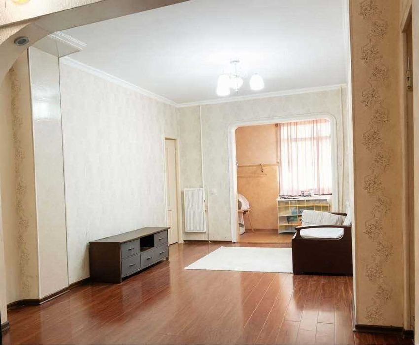 Карасу-6, вдоль дороги, 3-комнатная, 4/9 этаж, 85м2