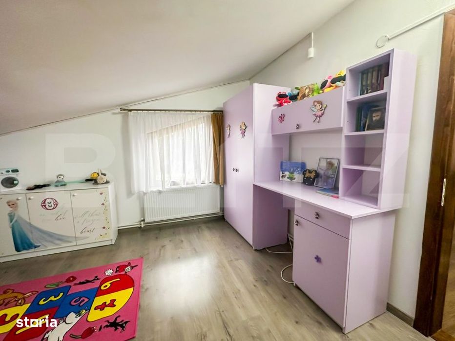 Casa individuala de vanzare, 216 mp, zona Cetate