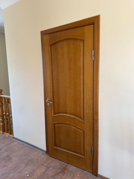 Продам Межкомнатные двери б/у