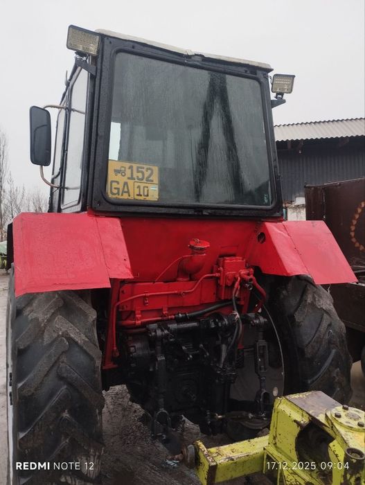 Traktor ЮМЗ sotiladi