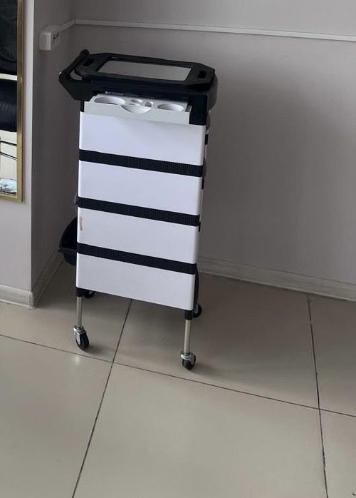 Продам оборудование для салона