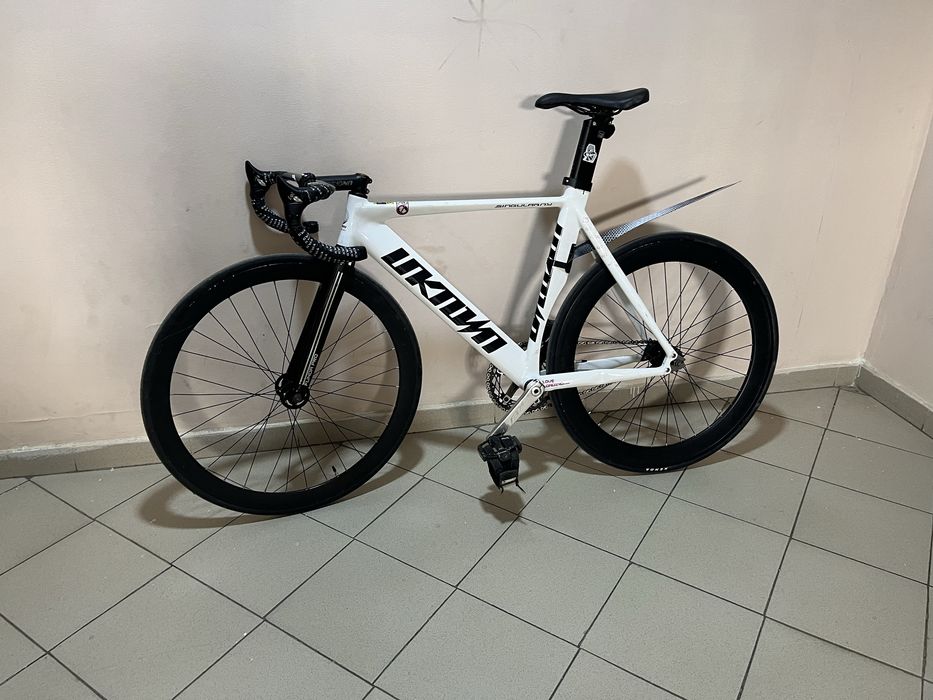 Фикс Fixed gear singularity