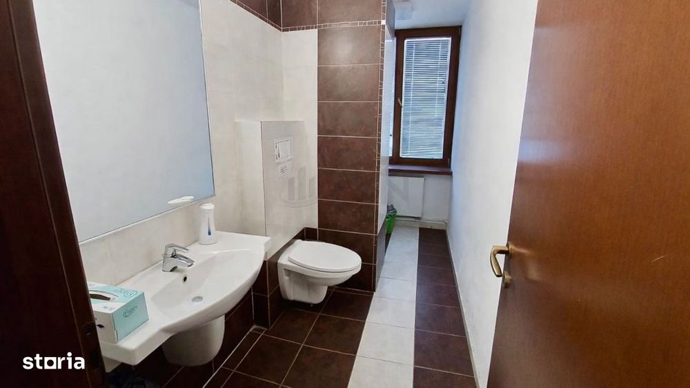 Triplex - 6 camere I Terasa 75 mp I View Superb I De vanzare