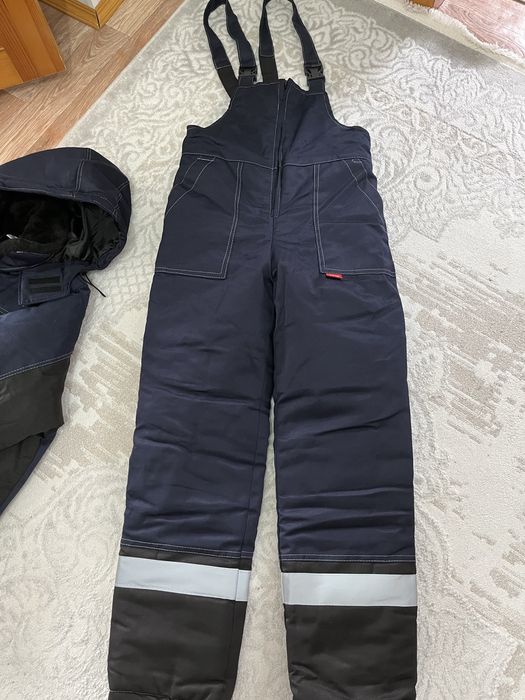 Спецодежда продам