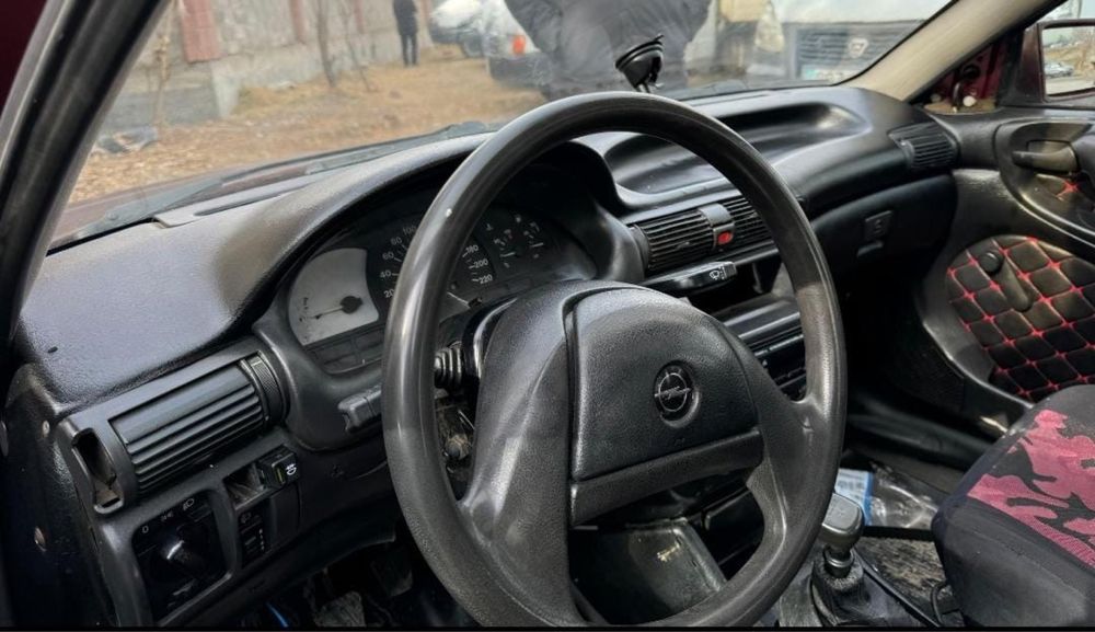 Opel astra срочно сатылады