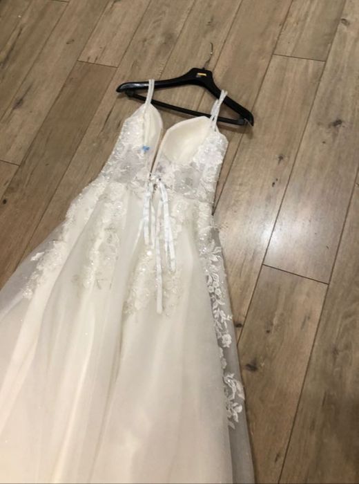 Булчинска  сватбена рокля