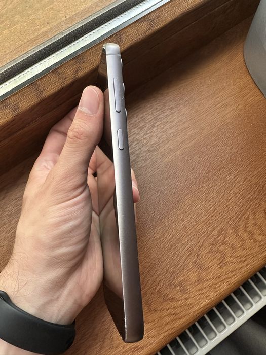 Samsung S23 FE 8/128gb