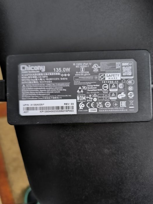 Vând Acer Nitro V15