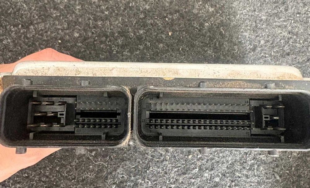 Calculator motor 038906019J 0281010216 1.9 TDI Seat Alhambra 7M