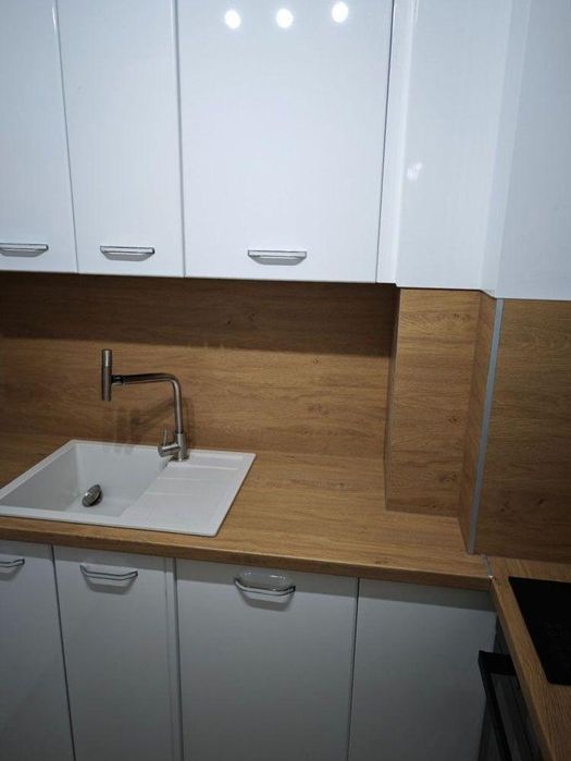 Дава се под наем Тристаен апартамент в София, Връбница 2 - 102 кв.м за 750 € - Снимка #3