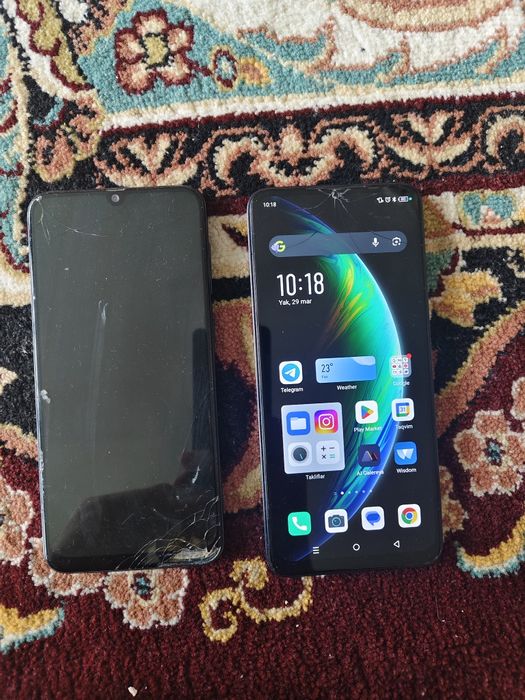 Samsung va infinix hot 30i telefonlari sotiladi
