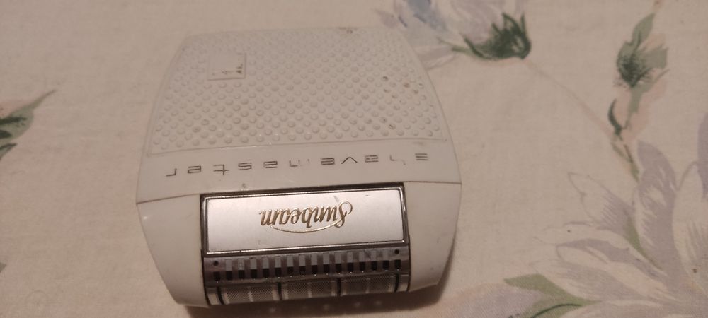 Aparat de ras barba ,  Sunbeam