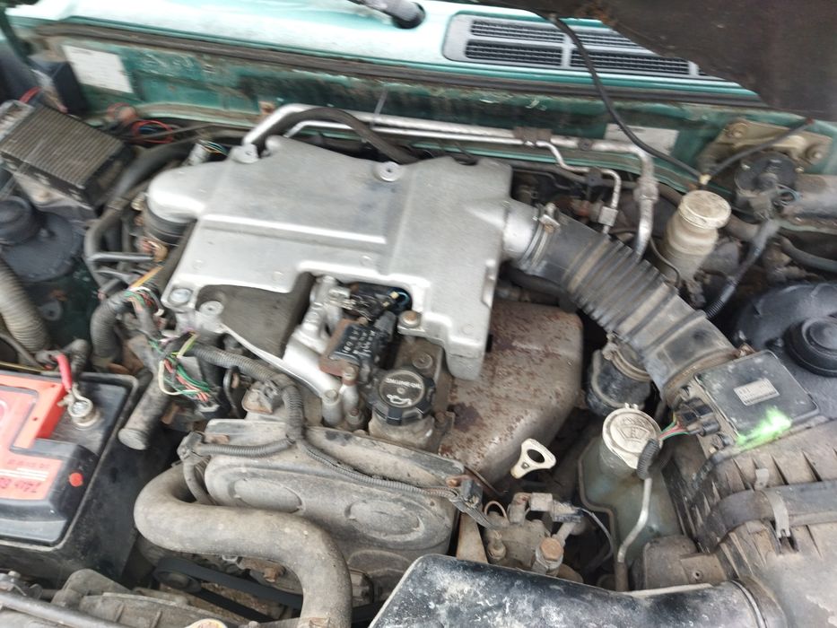 Митцубиши пинин 1.8 гди 3 вр на части 2000 год