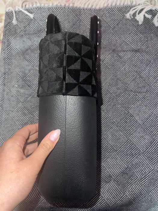 Черна чанта Obag с кожени дръжки с перли