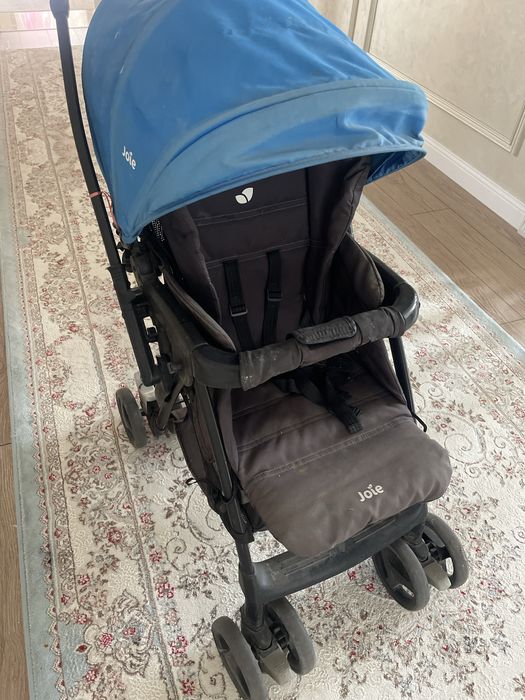 Коляска Joie