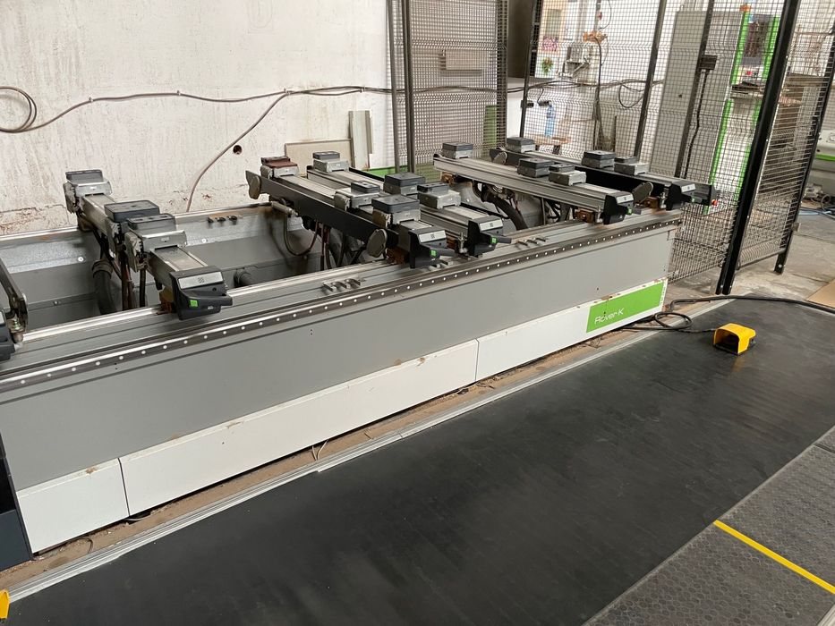 машина Rover 1232k