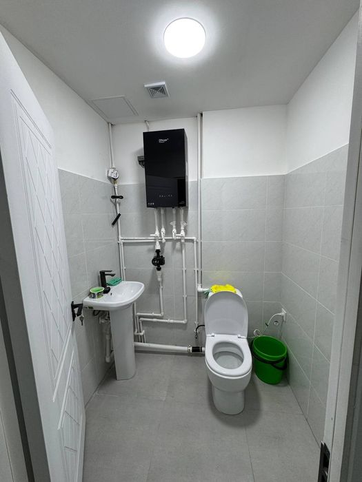 Аренда офиса на улице Мухтумкули цокольный этаж 75 кв