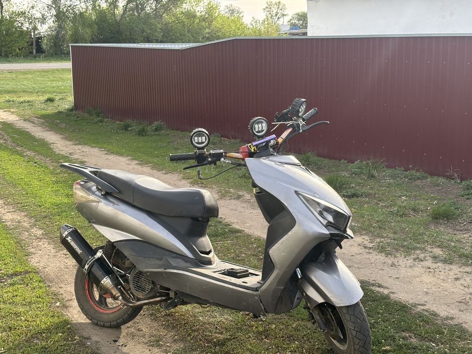 ПРОДАМ М8 про под стант