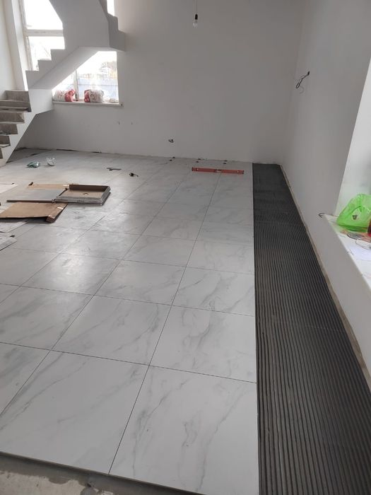 Укладка Кафеля качественно и быстро в срок.