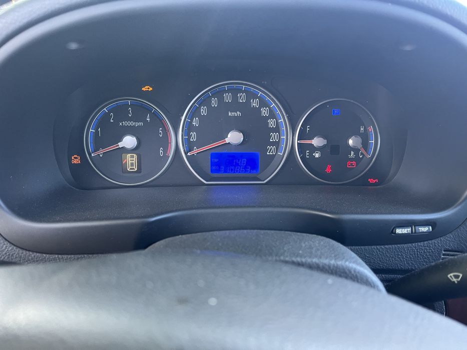 Hyundai santa fe 2.2crdi на части