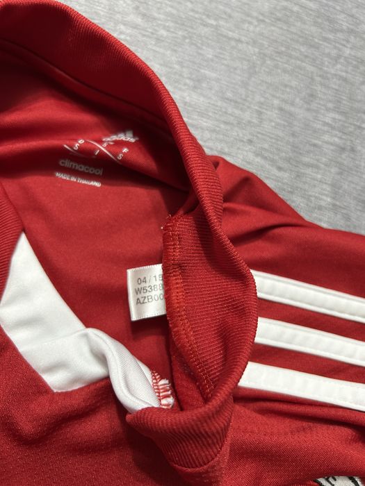 Tricou Adidas.