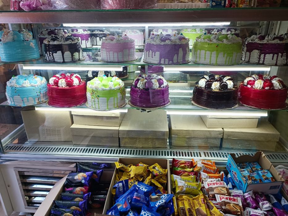 Кондитерский холодильник