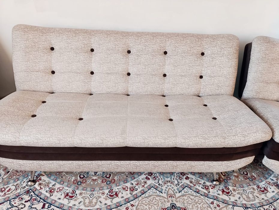 Продаю диван с 2креслами