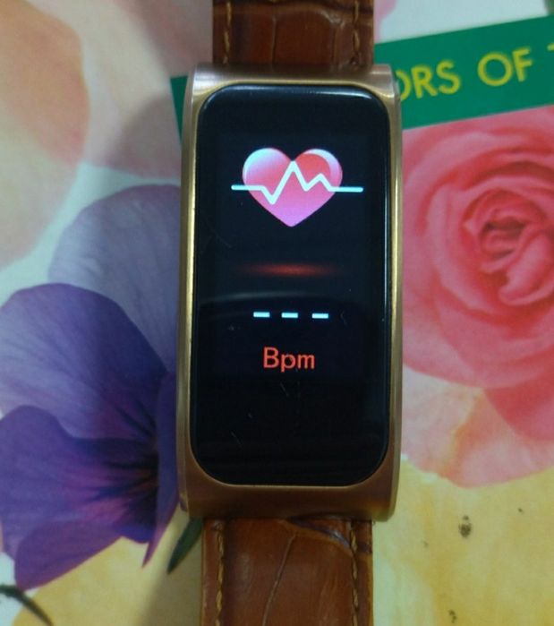 Смарт часы женские