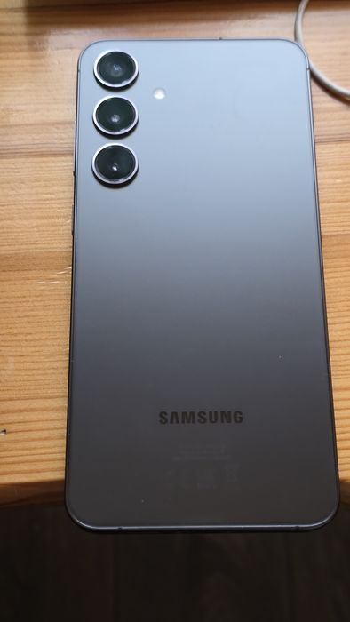 Samsung galaxy S24 +plus гаранция 12/256 gb