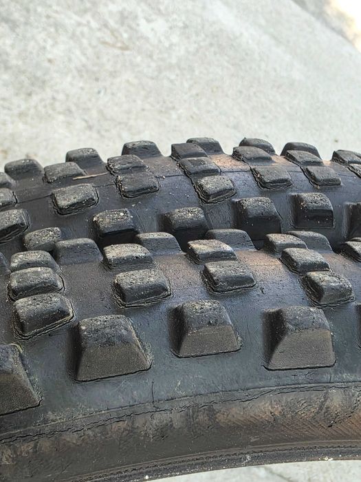 Michelin DH22 29x2.40 si 27.5x2.40 mullet setup