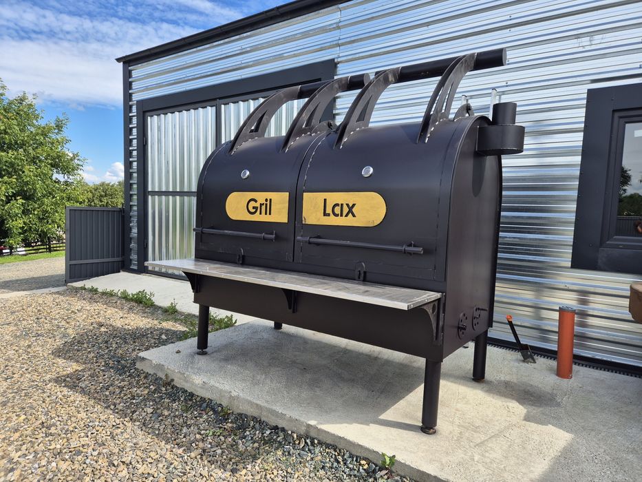 Smoker. BBQ. Afumatoare